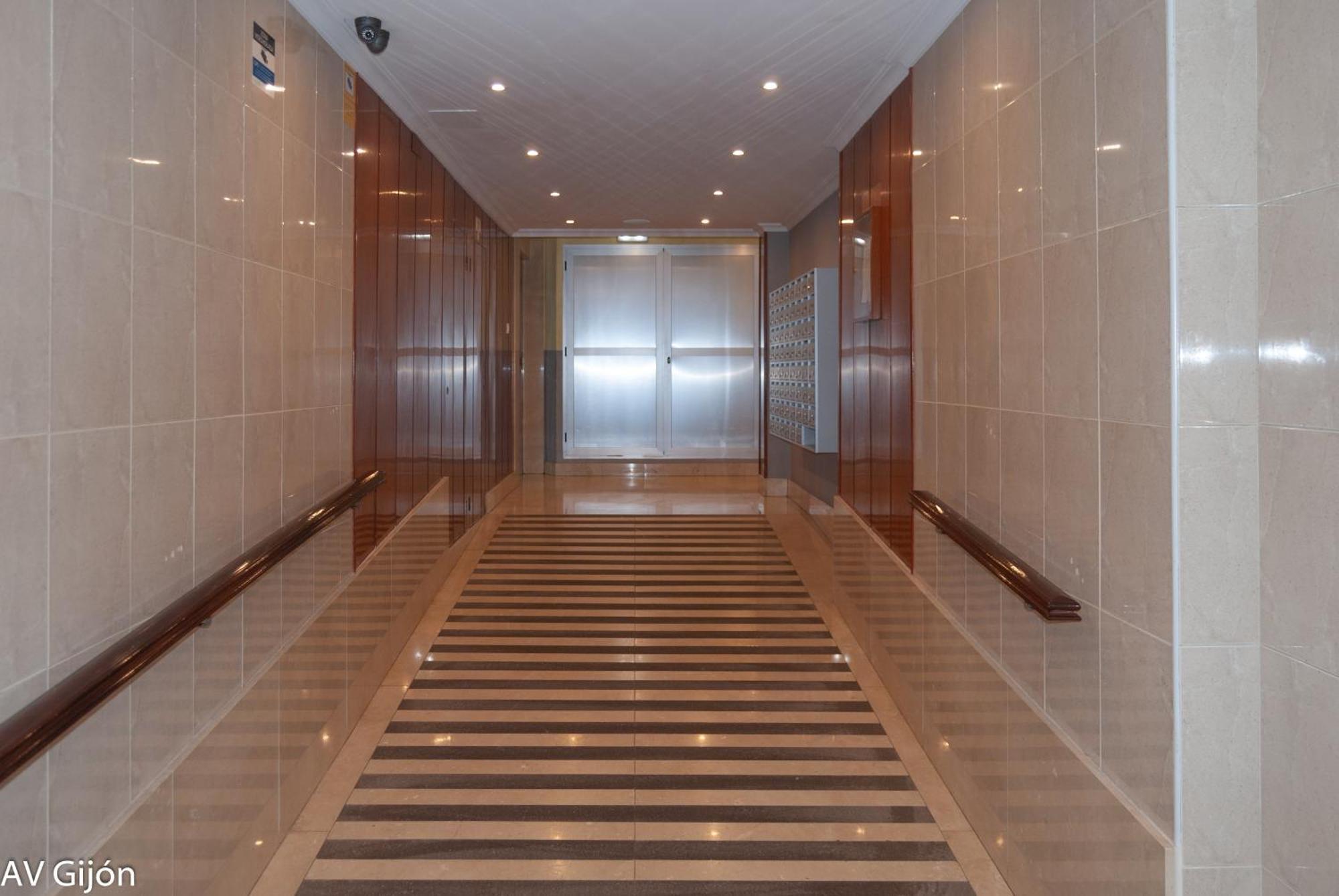 Av Premio Real 16 Appartement Gijón Buitenkant foto