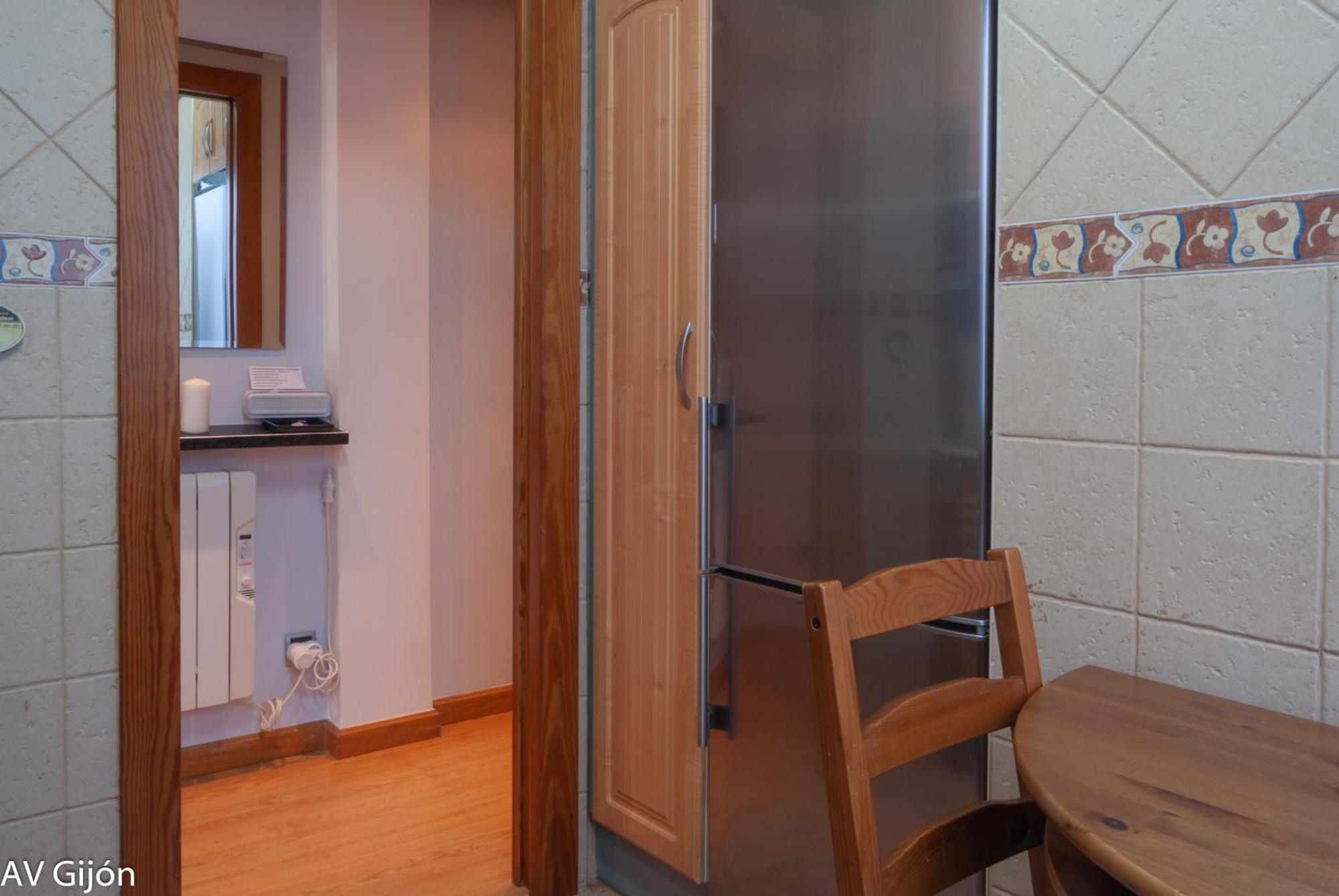 Av Premio Real 16 Appartement Gijón Buitenkant foto